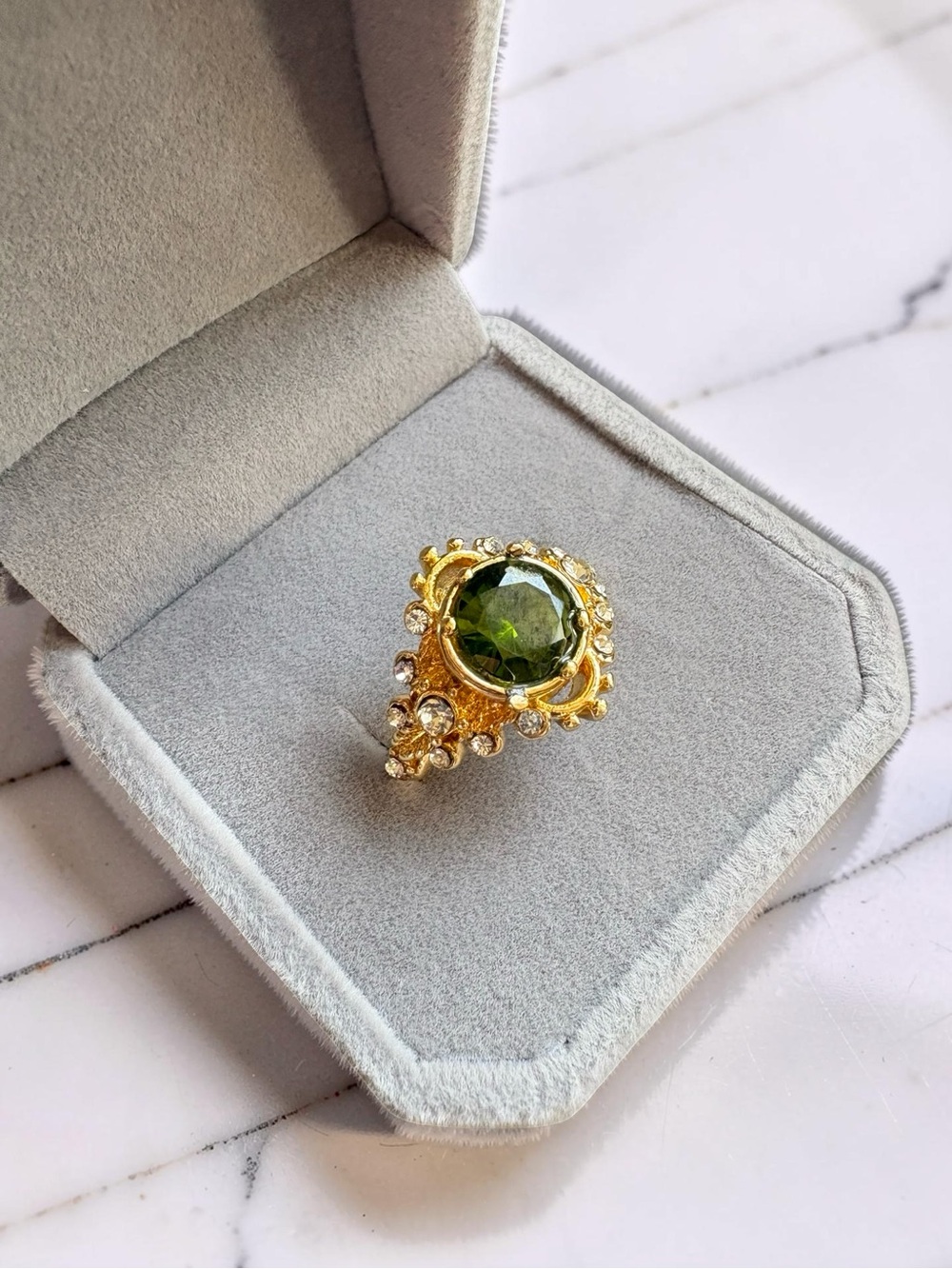 Gold Ring with Green Crystal and Accent Stones - Picture 5 of 5
